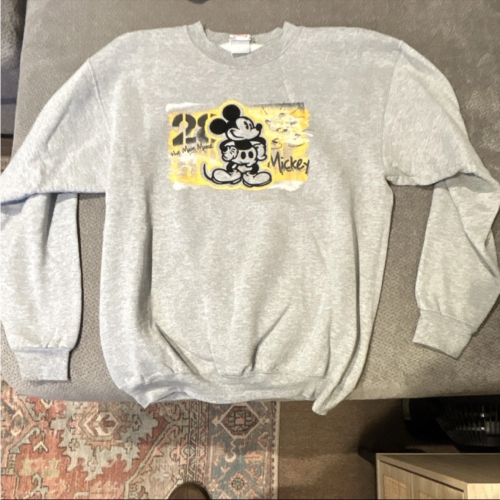 Vintage Mickey Mouse Gray Sweater